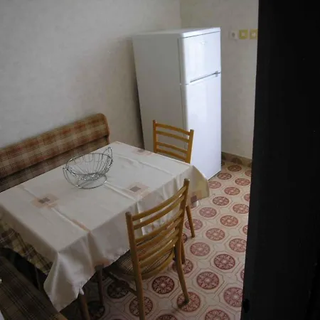 Holiday home In 18336 *